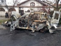 Кола с кислородни бутилки се взриви в Пловдив