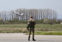 Демонстрация на Българските и Нидерландските ВВС по охрана на въздушното пространство (ВИДЕО)