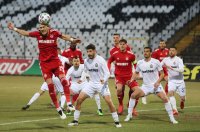 Вуцов и Виячки се завръщат за Славия в първия полуфинал за Купата с ЦСКА