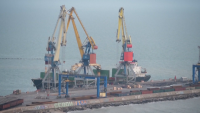 Евакуираните от "Царевна" моряци са се отправили към Донецк, откъдето ще се приберат у дома