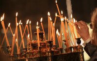 Велика събота е! Православните християни оплакват кръстната смърт на Спасителя