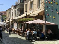 Слънчевото време на Великден изпълни улиците на "Капана" в Пловдив
