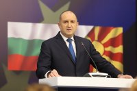 Румен Радев: Европейската перспектива на РСМ не може да се случи без гаранции за правата на българите