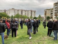 Жители на пловдивски квартал излязоха на протест срещу презастрояването