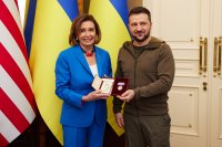 Председателят на Камара на представителите на САЩ Нанси Пелоси посети Киев