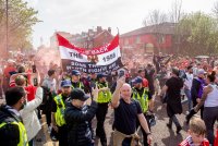 Нов протест от феновете на Манчестър Юнайтед в последния домакински мач