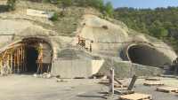 Кога ще бъде пуснат тунел "Железница" - екип на БНТ провери съоръжението