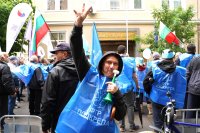 Три протеста затрудниха движението в София и страната (ОБЗОР)