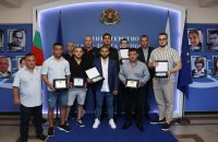 Радостин Василев се срещна с медалистите от Европейското по вдигане на тежести