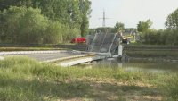 Подозрения за корупция след рухването на ремонтиран мост в Румъния