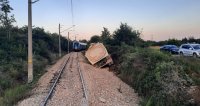 Човешка грешка е вероятната причина за катастрофата с влак на Гара Орешец