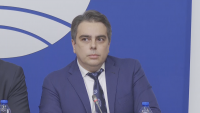 Асен Василев: Слави Трифонов е предубеден и с предубеждение не може да се спори