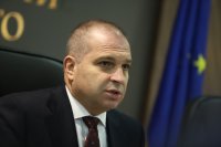 Гроздан Караджов е депозирал оставката си