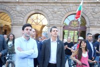 Никола Минчев се включи в протеста на "Правосъдие за всеки" пред президентството