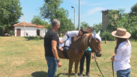 Кончето Борис помага на деца с интелектуални затруднения в Пазарджик