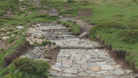 Туристическите пътеки към Седемте рилски езера са подновени с каменна настилка