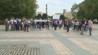 Служители на „Напоителни системи“ излязоха на протест в Русе в защита на директорката си