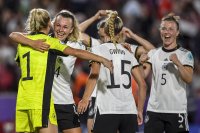 Германия се класира за четвъртфиналите на Европейското по футбол за жени
