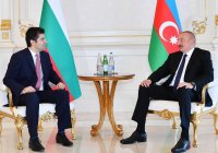 Кирил Петков обсъди газовата диверсификация за България с президента на Азербайджан