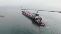 Кораб с 26 000 тона украинска царевица отплава от Одеса
