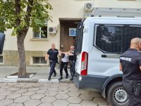 Изведоха шофьора на автобуса, убил двама полицаи в катастрофа в Бургас (ВИДЕО)