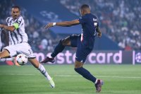 Два ранни гола на Мбапе помогнаха на ПСЖ за победа срещу Ювентус