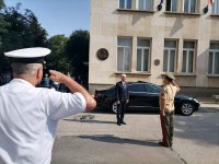 Адмирал Ефтимов: В средата на октомври ще бъде готова международната бойна група, която България формира