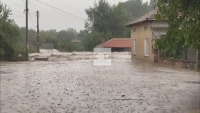 Комисар Николов: Има бедстващи хора, но няма информация за загинали и пострадали при наводненията
