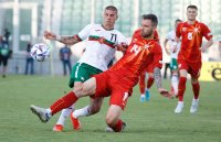 Селекционерът на Северна Македония повика 27 играчи за мачовете срещу България и Грузия