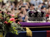 Светът се прости с кралица Елизабет Втора