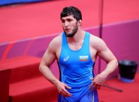 Ахмед Батаев изпусна бронзовия медал на Световното по борба три стотни преди края