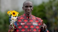 Елиуд Кипчоге подобри собствения си световен рекорд на маратона в Берлин