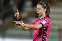 Историческо: За първи път жена ще ръководи мач от Серия А през уикенда