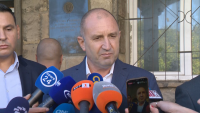 Румен Радев: Призовавам всички български граждани да излязат и да гласуват