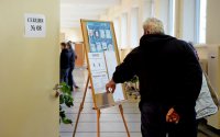 снимка 3 България гласува в пореден парламентарен вот (Снимки)