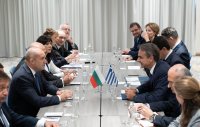 Радев и Мицотакис обсъдиха стратегическото партньорство между България и Гърция