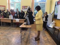Корнелия Нинова: Гласувах за сигурност и спокойствие във всеки български дом