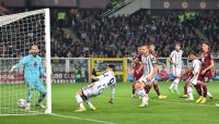 Душан Влахович донесе победата на Ювентус срещу градския съперник Торино