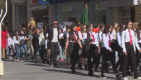 Празнично шествие в Пловдив: Наградиха преподавателите на отличени ученици