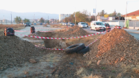 Проверяват опасните шахти в Пловдив след като мъж стоя 11 часа заклещен в тръба (ВИДЕО)