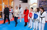 Министър Весела Лечева обсъди проблемите на спорта в община Своге