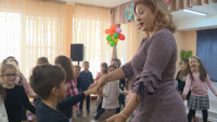 Опера в детската градина - музиканти запознават малчуганите с класически произведения