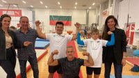 Йордан Йовчев и Красимир Дунев надъхват участниците ни на СП по спортна гимнастика за младежи със Синдром на Даун