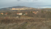 Недоволство в Кюстендилско срещу паленето на стърнища на метри от къщите