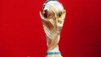 Трофеят от Световното първенство - купа с пребогата и драматична история