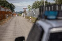 Сръбската полиция откри 600 нелегални мигранти до границата с Унгария