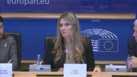 Временно отнемат правомощията на Ева Кайли в Европейския парламент
