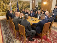 Комисията по отбрана одобри законопроекта за военна помощ за Украйна