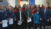 Наградиха спасителите на Сашко от Перник и над 70 полицаи и доброволци от акцията