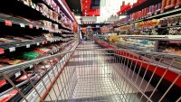 Инфлацията намалява, но хранителните стоки са поскъпнали през ноември